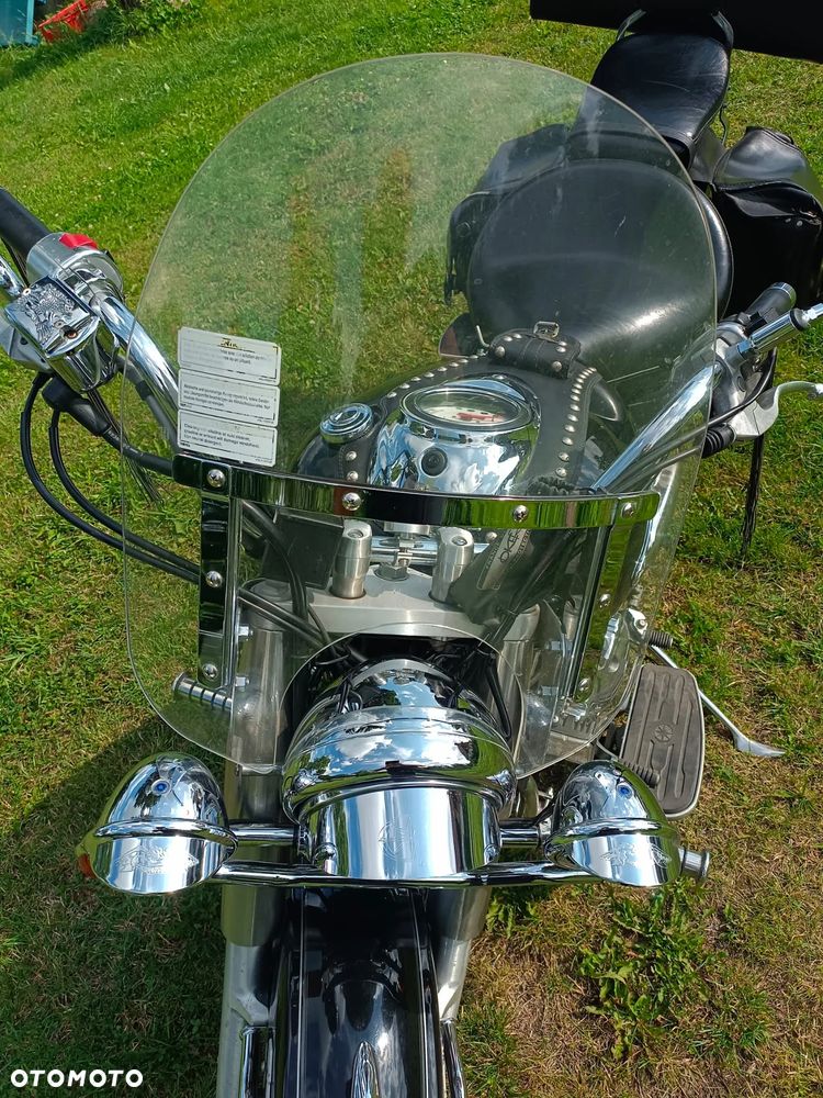 Yamaha XVS - 8