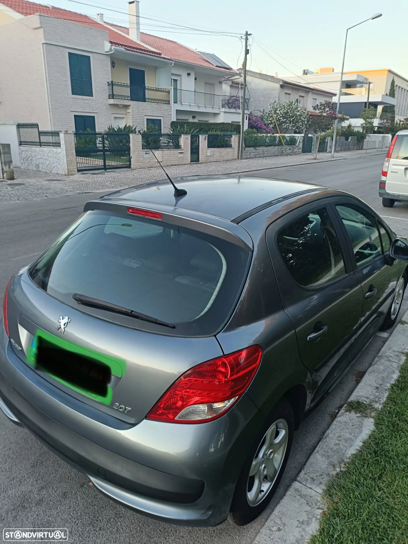 Peugeot 207 - 4