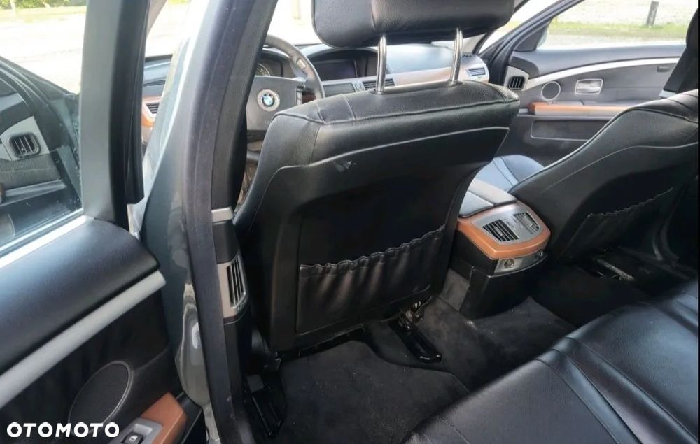 BMW Seria 7 735i - 7
