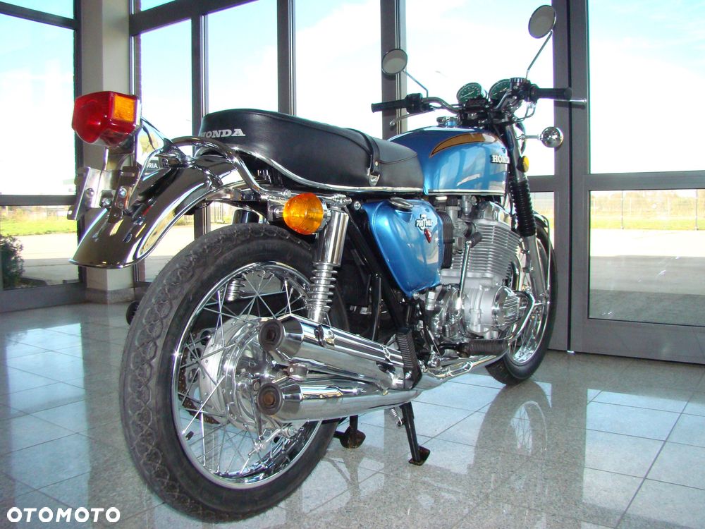 Honda CB - 10