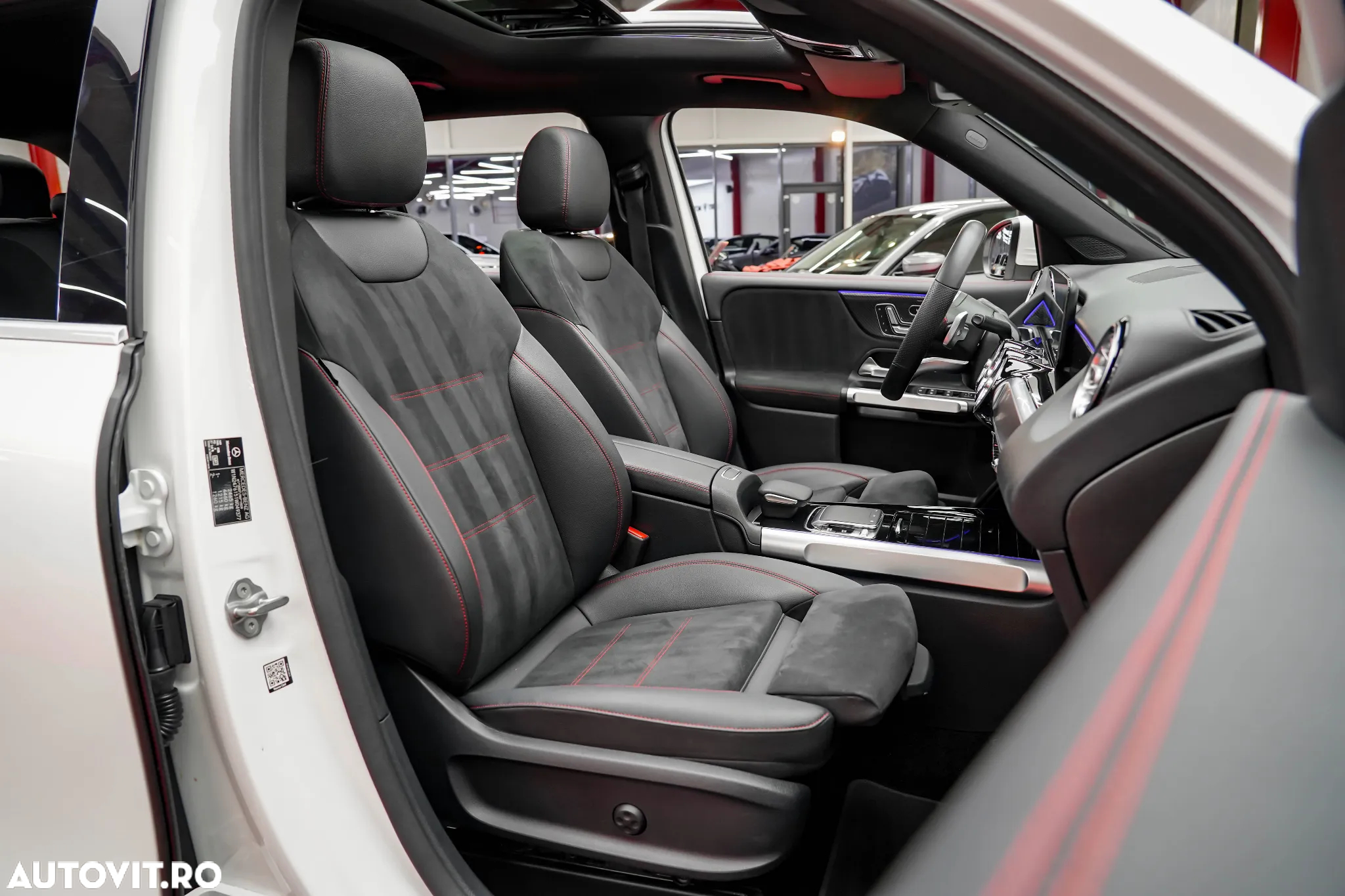 Mercedes-Benz GLB 220 d 4Matic 8G-DCT AMG Line Advanced Plus - 10
