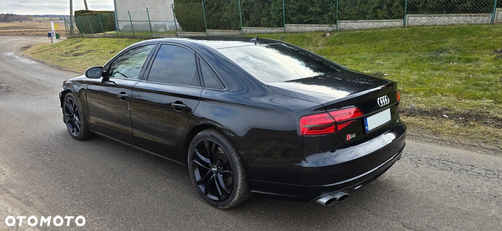 Audi S8 - 3