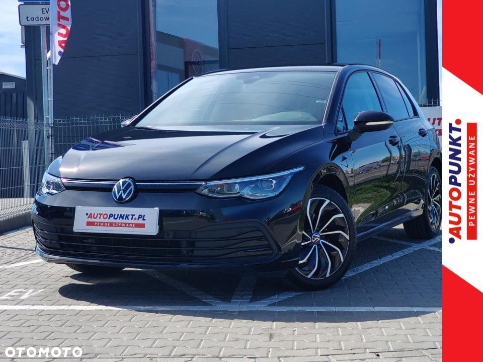 Volkswagen Golf - 1