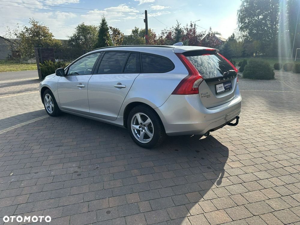 Volvo V60 D2 Drive-E Base - 6