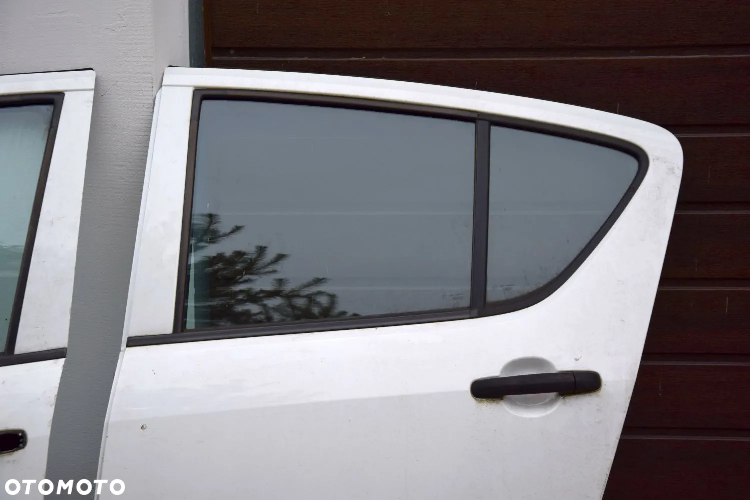 Opel Agila B II Suzuki Splash 08- Drzwi lewe tylne lewy tył 26U białe kompletne - 4