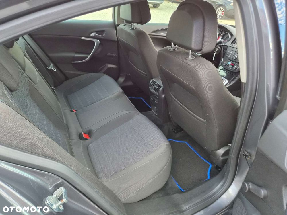 Opel Insignia - 21