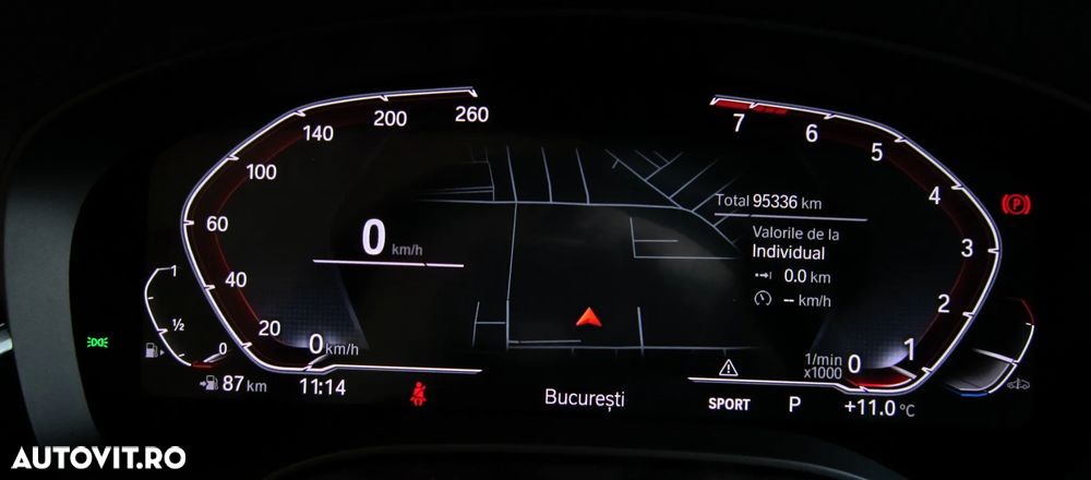 BMW Seria 5 520i Aut. Luxury Line - 7