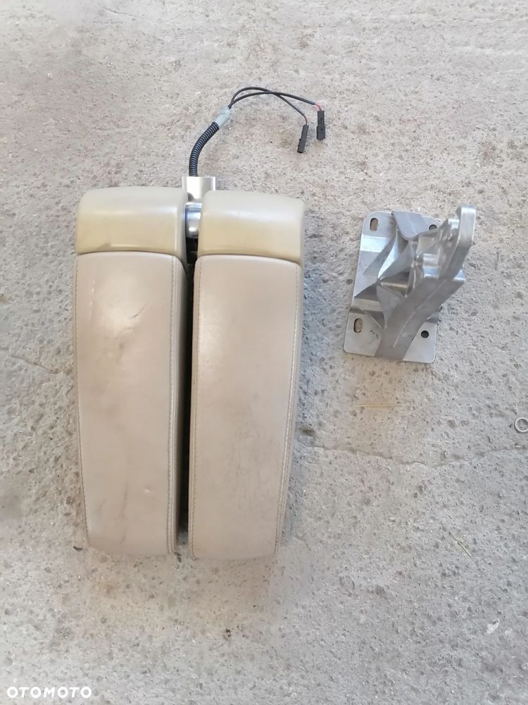 Podłokietnik Podłokietniki Skórzany Skóra Beż Stelaż Audi A8 D3 - 1