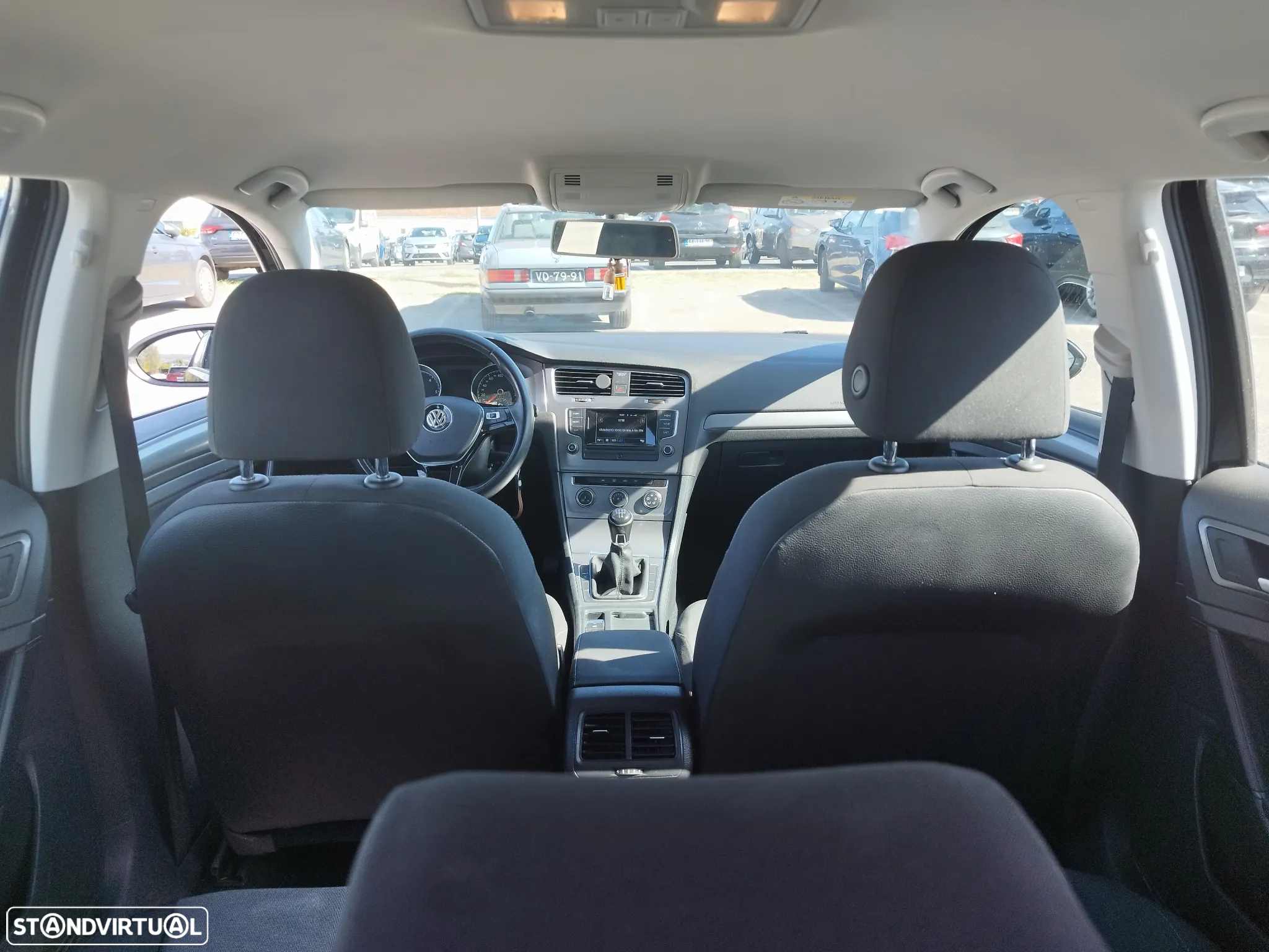 VW Golf 1.6 TDi Confortline - 15