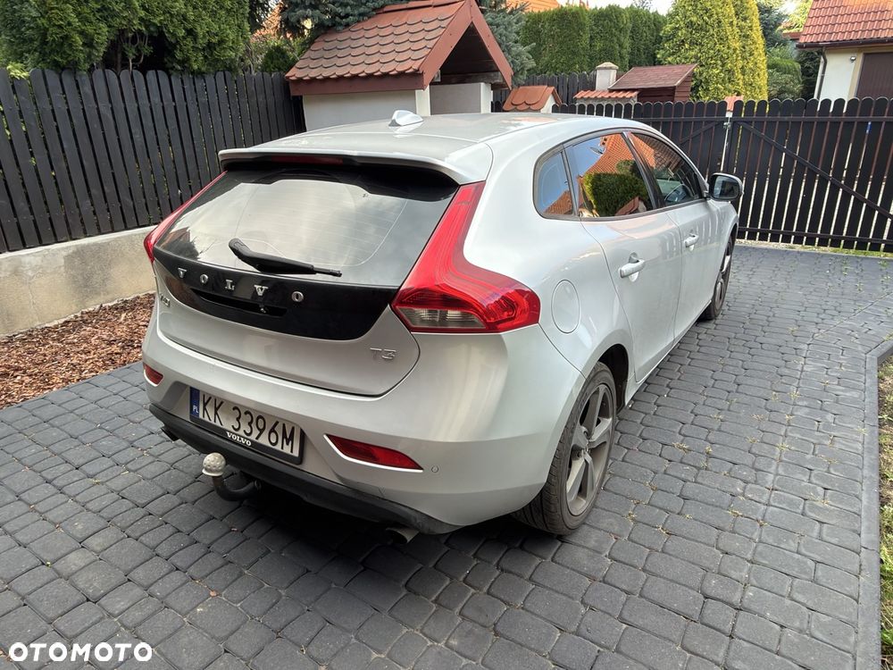 Volvo V40 2016 photo 4