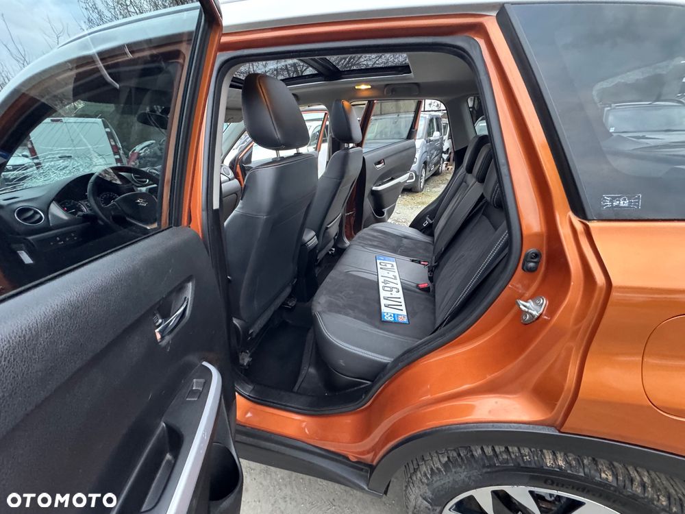 Suzuki Vitara - 12