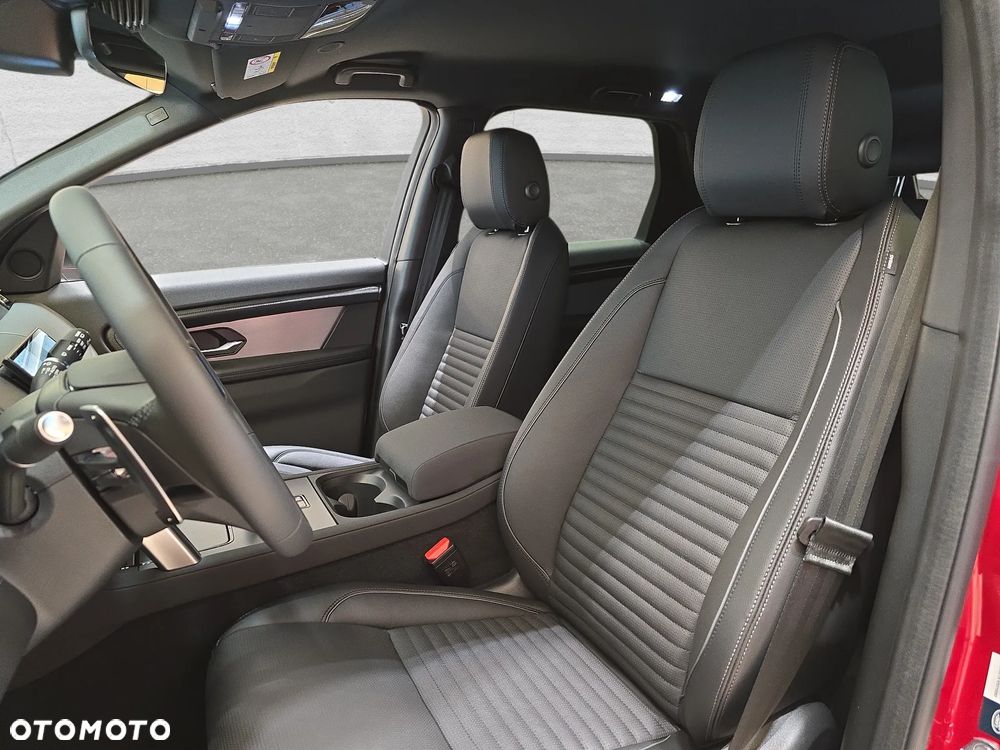 Land Rover Discovery Sport - 8