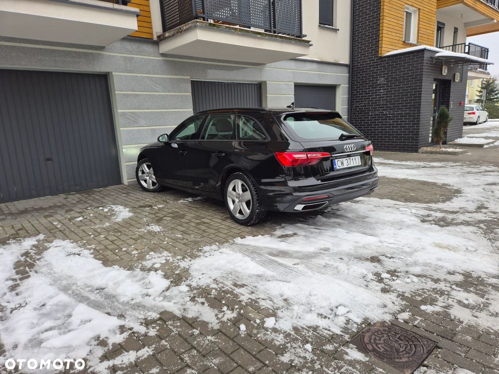 Audi A4 Avant - 4