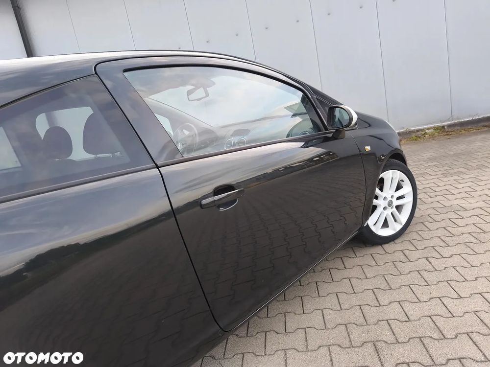 Opel Corsa 1.4 16V Color Edition - 25