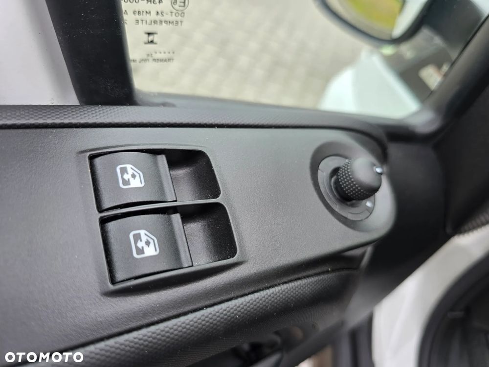 Iveco PARTNER DAILY 35S18 - 12