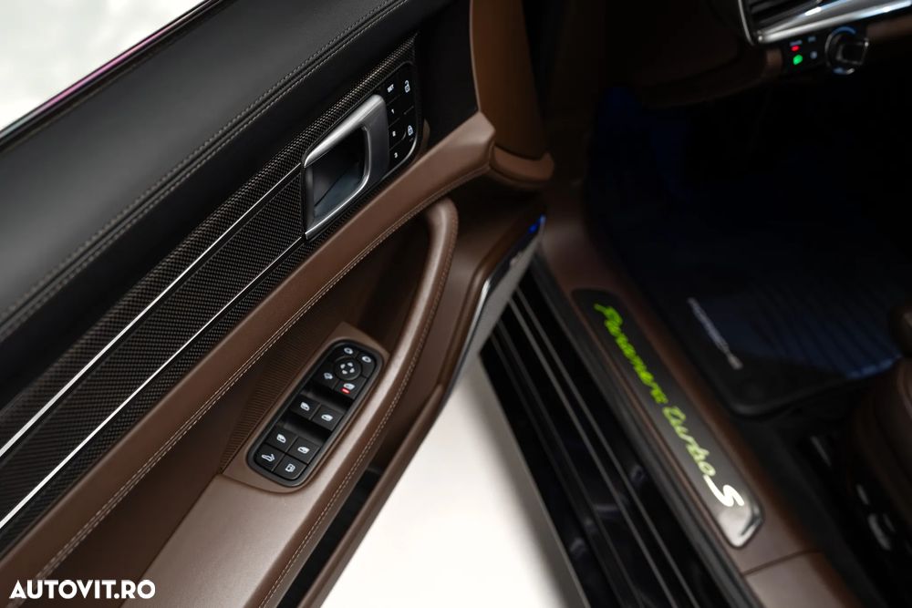 Porsche Panamera Turbo S E-Hybrid - 12