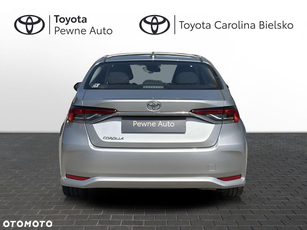 Toyota Corolla - 4