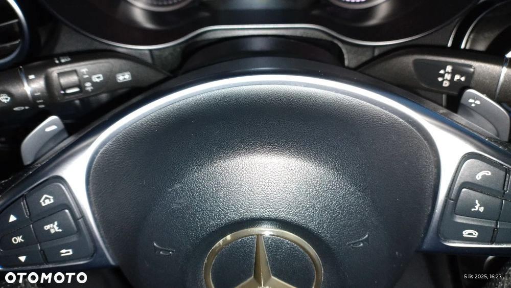 Mercedes-Benz GLC 220 d 4Matic 9G-TRONIC AMG Line - 26