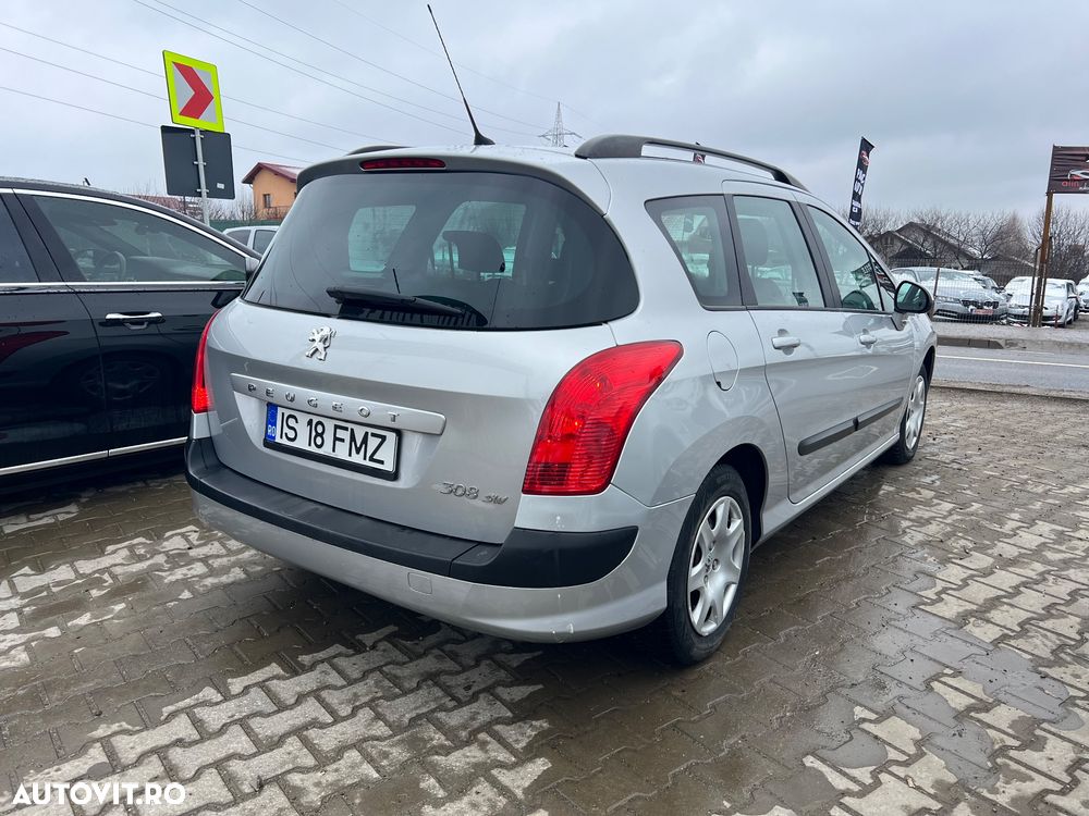 Peugeot 308 1.6HDi Premium Pack - 3