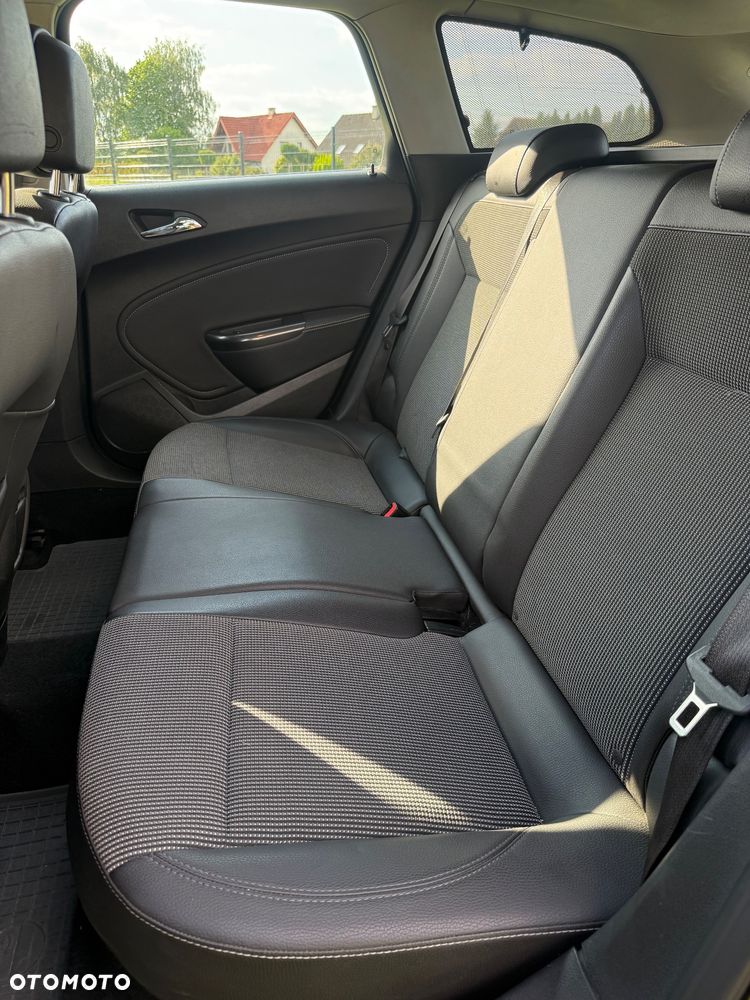 Opel Astra 1.6 - 11