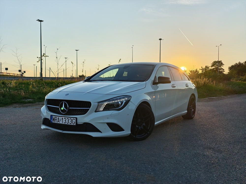 Mercedes-Benz CLA 200 7G-DCT - 1