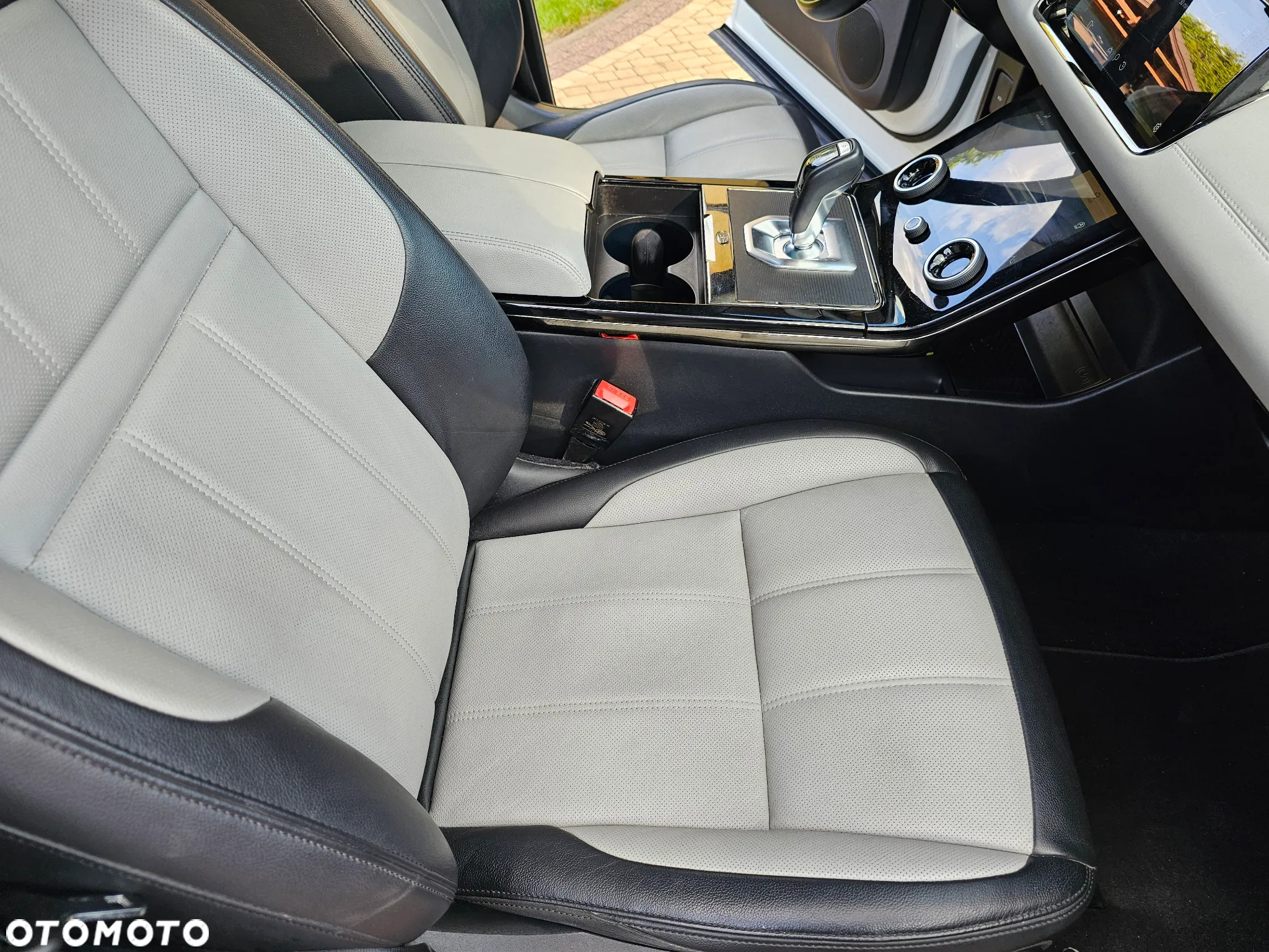 Land Rover Range Rover Evoque 1.5 P300e PHEV R-Dynamic SE - 18