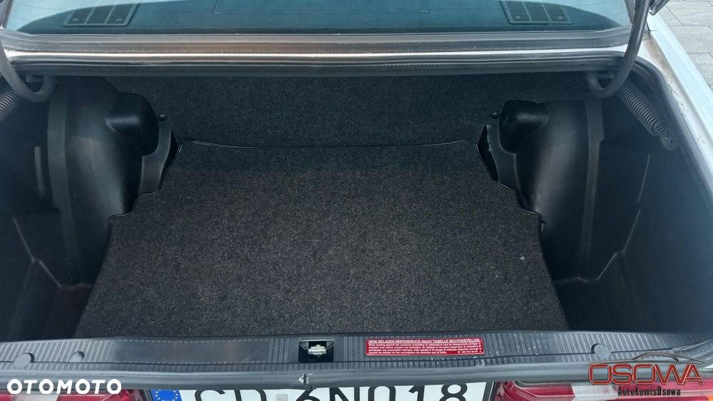 Mercedes-Benz W201 (190) - 18