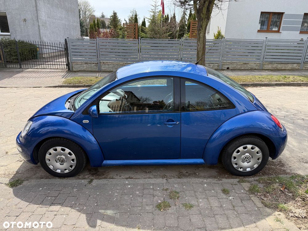 Volkswagen New Beetle - 7