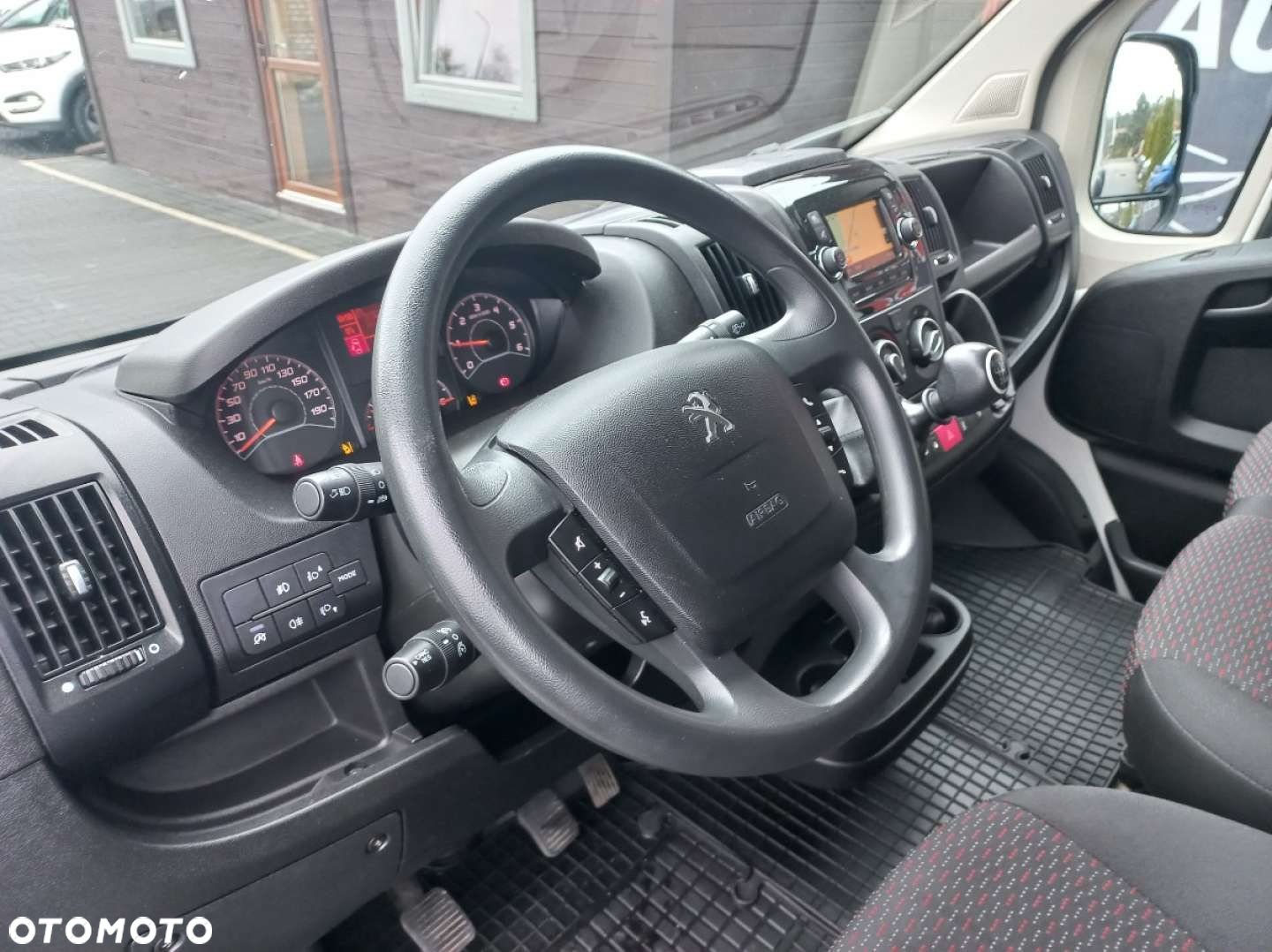 Peugeot BOXER - 13