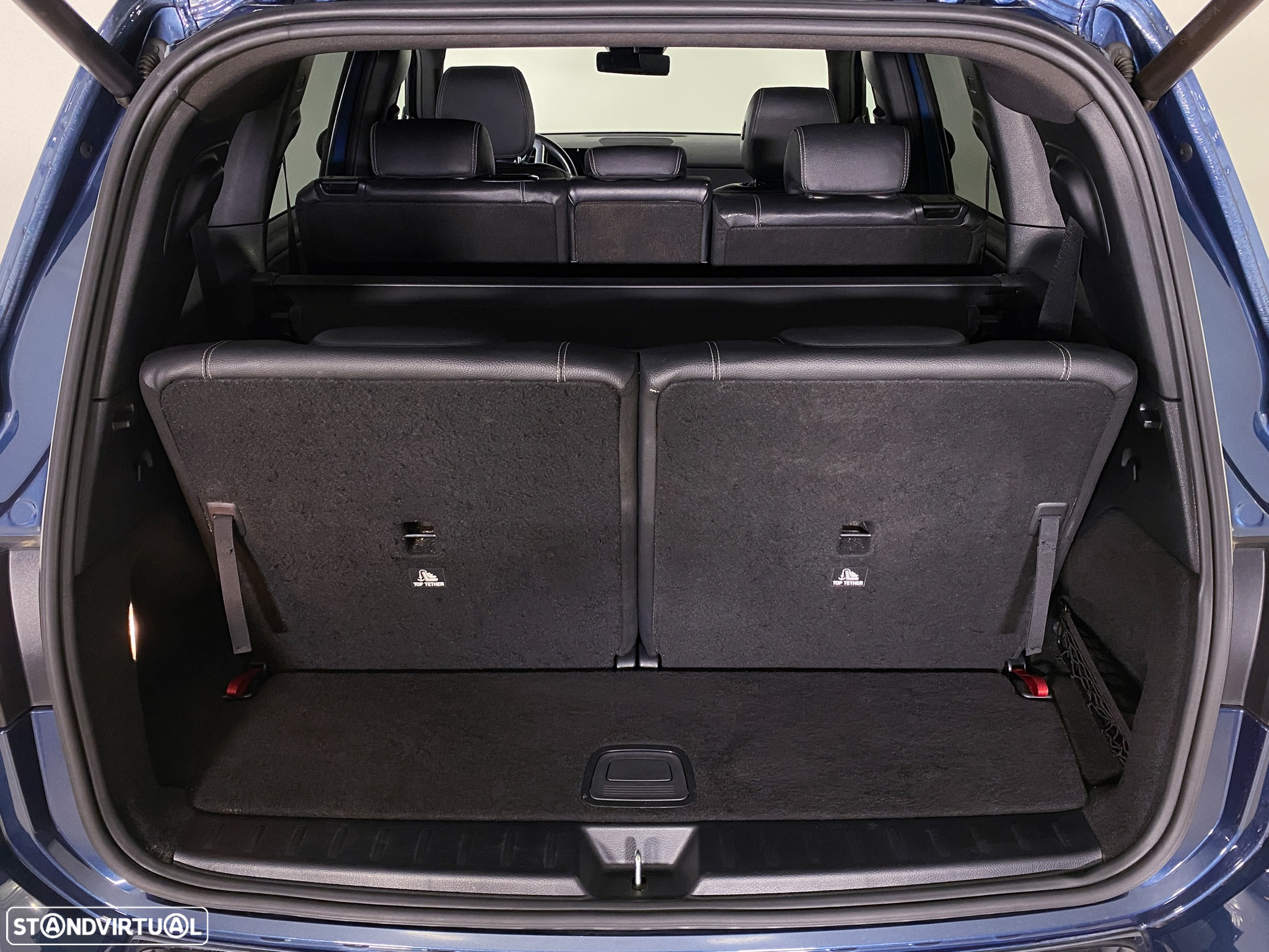 Mercedes-Benz GLB 180 d Progressive - 8