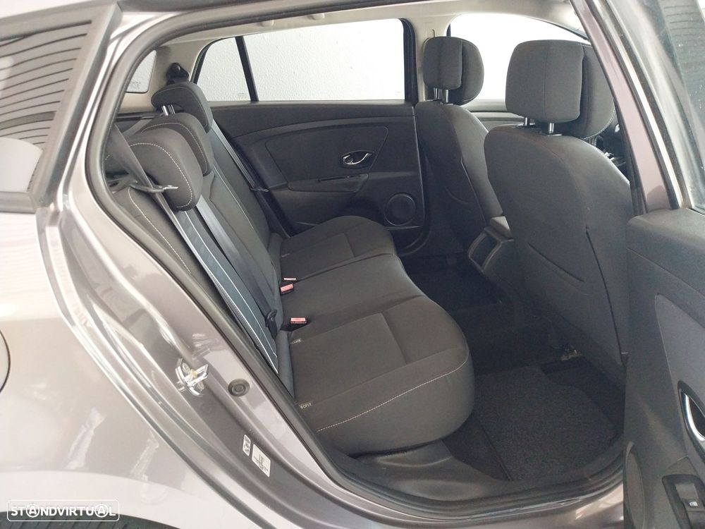 Renault Mégane Sport Tourer 1.5 dCi Confort SS - 8