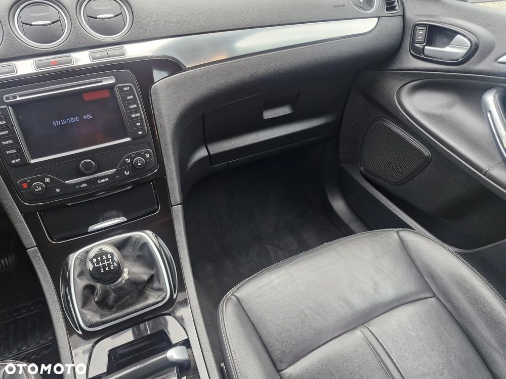 Ford S-Max - 20