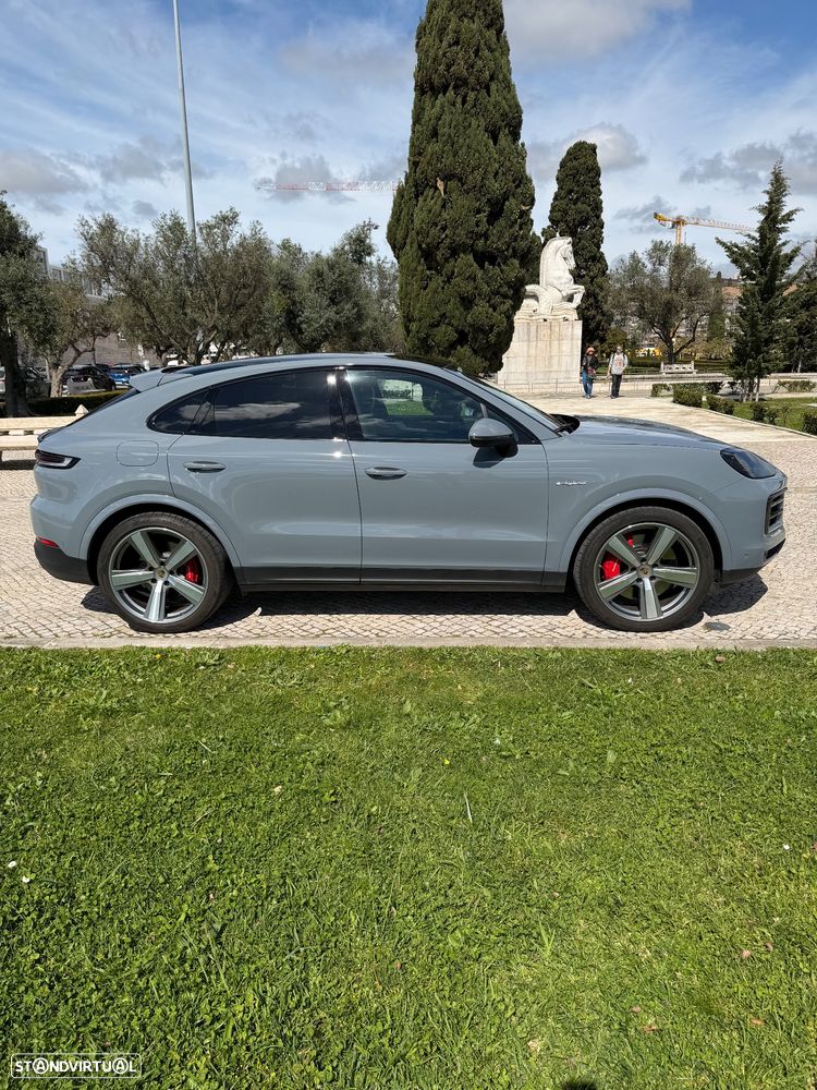 Porsche Cayenne Coupé S E-Hybrid - 3