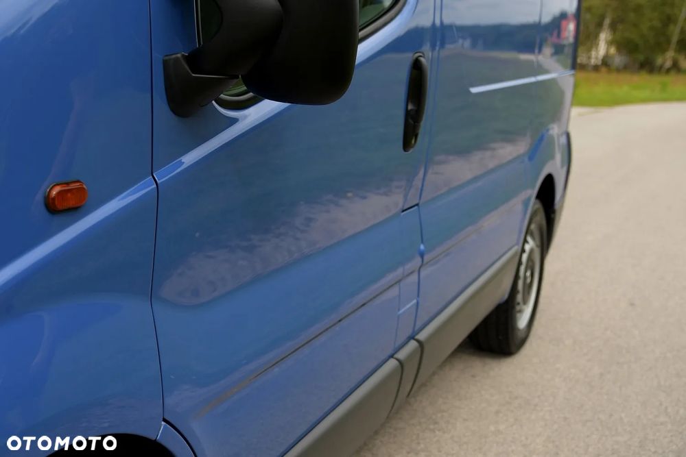 Opel VIVARO 2.5 CDTi 145KM * Z Niemiec * KLIMA * AUTOMAT * ZNAKOMITY STAN! - 13