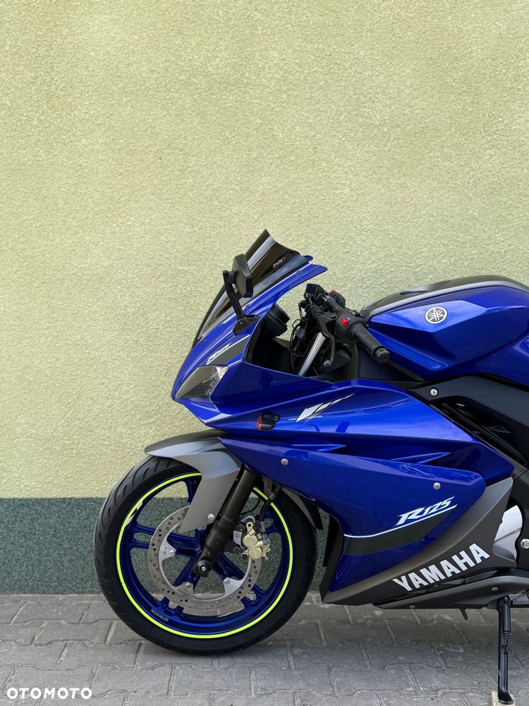 Yamaha YZF - 26