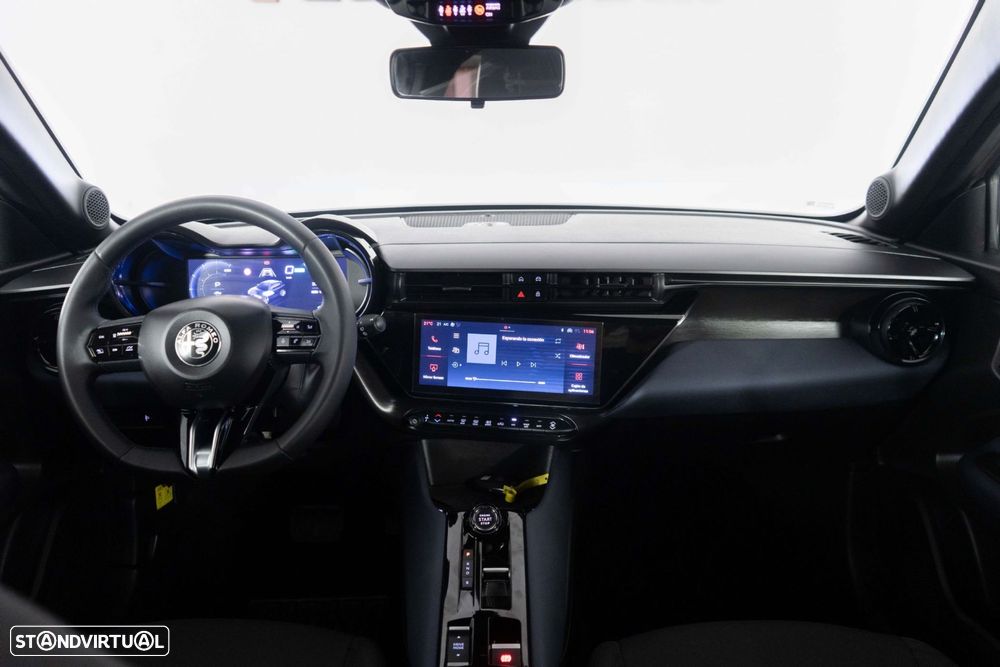 Alfa Romeo Junior 54 kWh Intensa - 23