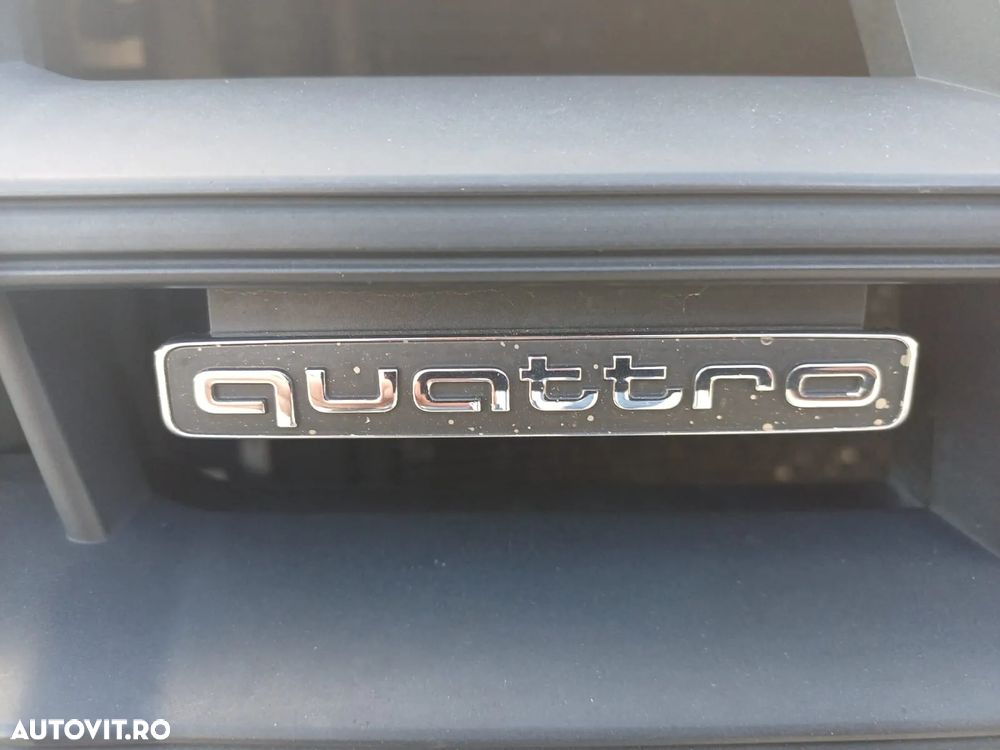 Audi Q5 35 TDI quattro S tronic - 24