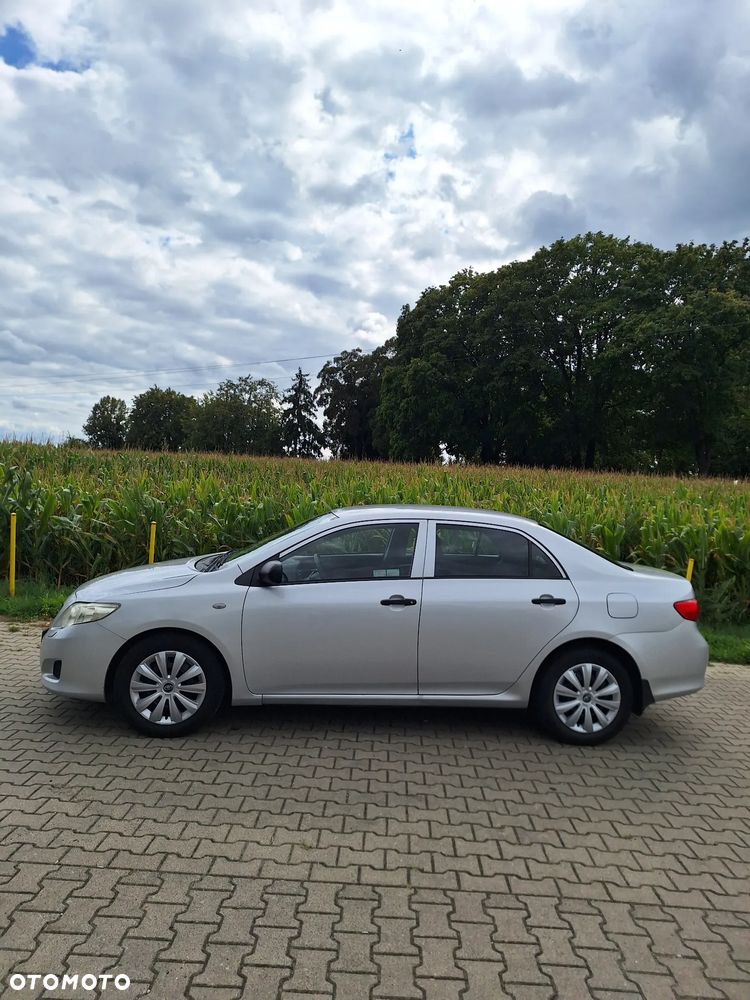 Toyota Corolla - 29