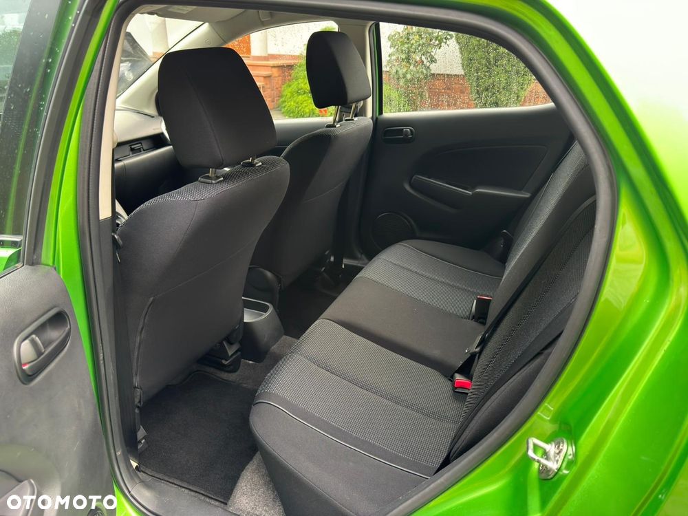 Mazda 2 1.3 Exclusive - 6