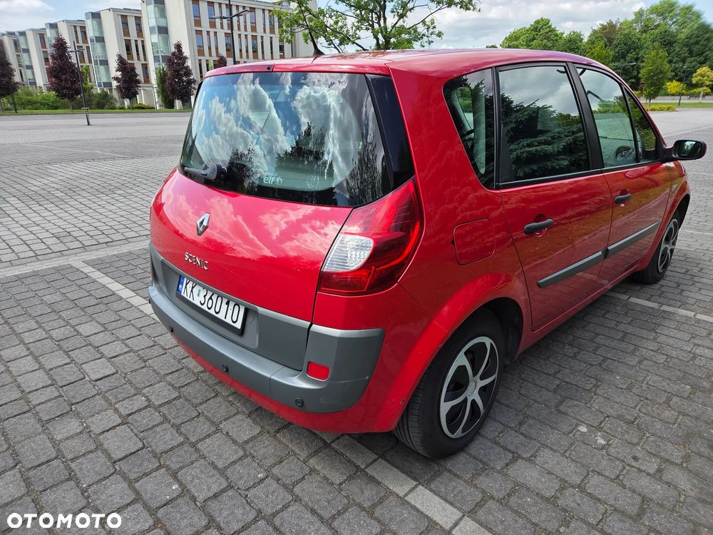 Renault Scenic 1.6 16V Confort Authentique - 6
