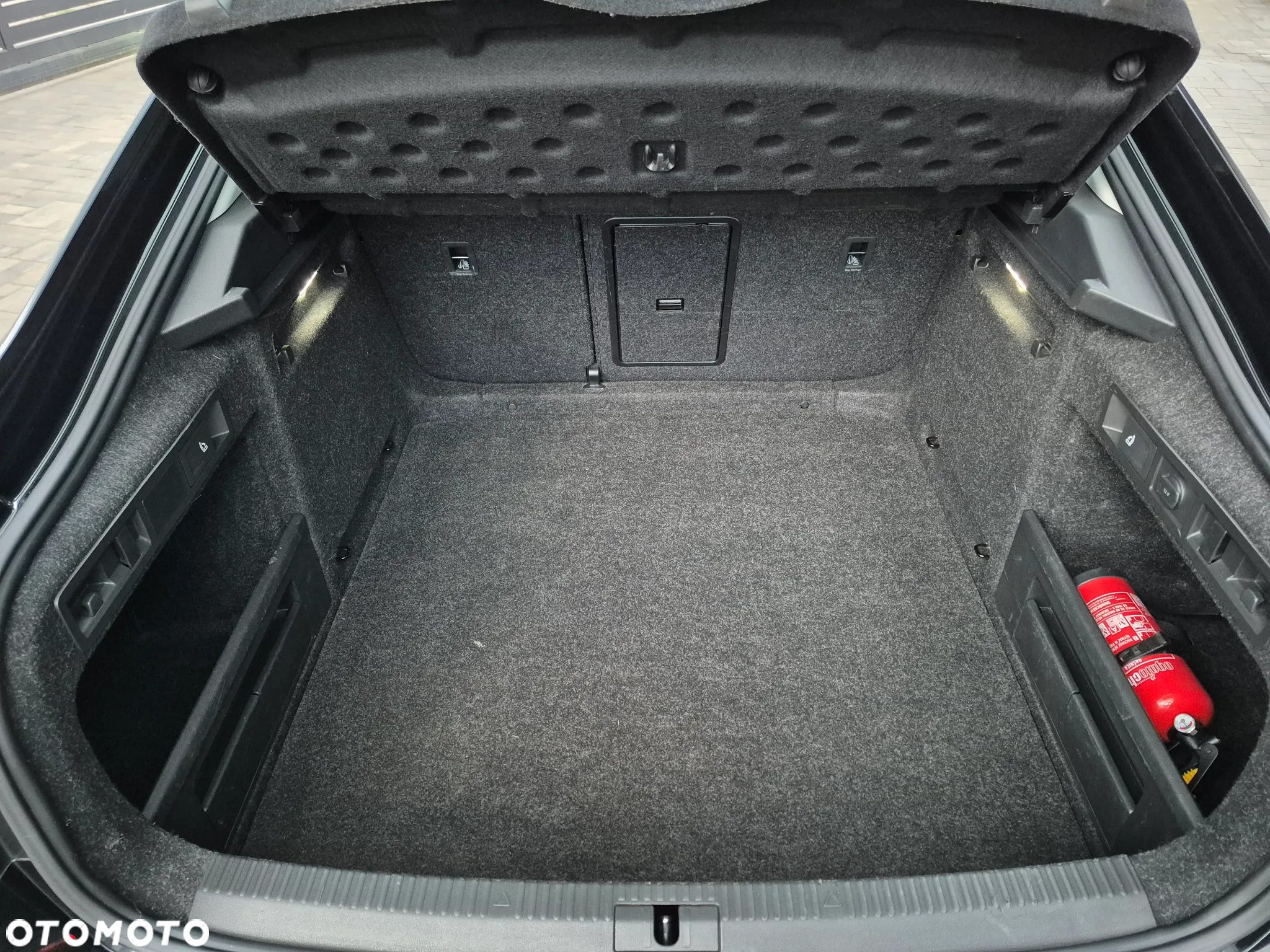 Skoda Superb 2.0 TSI Ambition DSG - 7