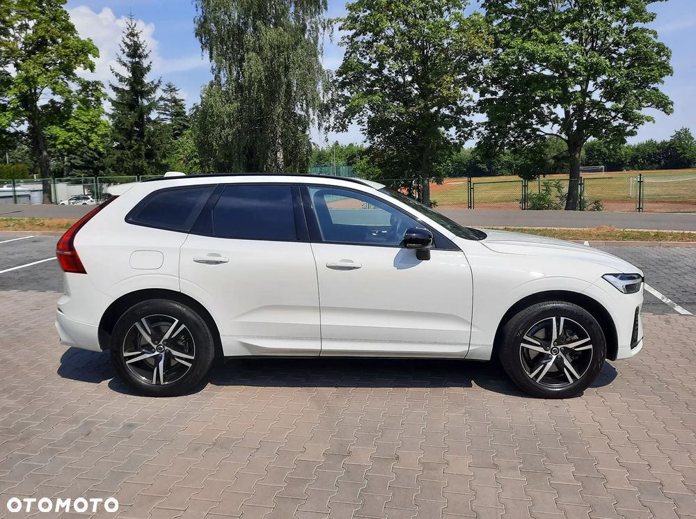 Volvo XC 60 B4 B R-Design - 11
