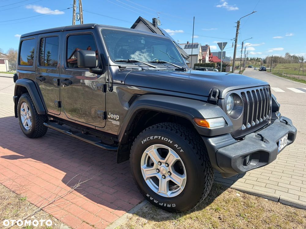 Jeep Wrangler - 4