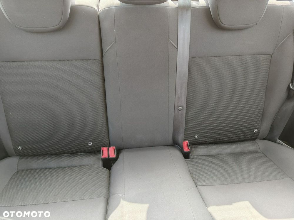Ford Focus 1.6 Ti-VCT Ambiente - 14
