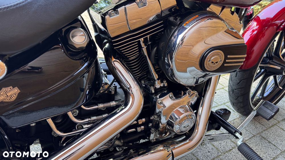 Harley-Davidson FXSB Breakout - 10