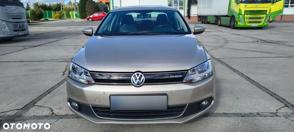 Volkswagen Jetta 1.4 DSG Comfortline - 1