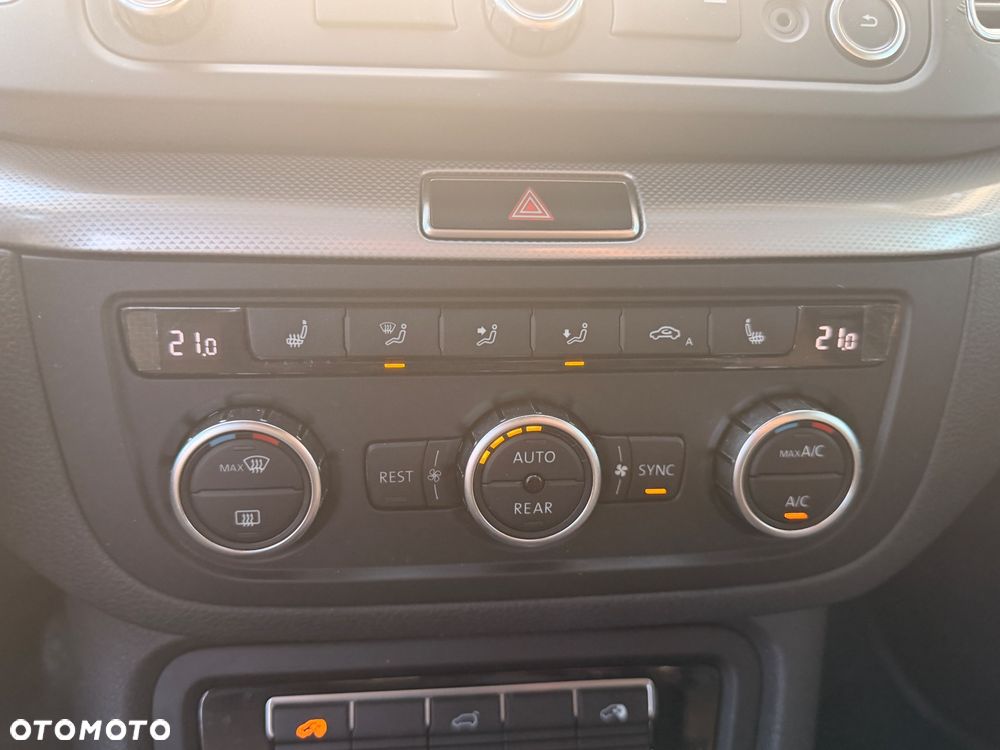 Volkswagen Sharan - 22