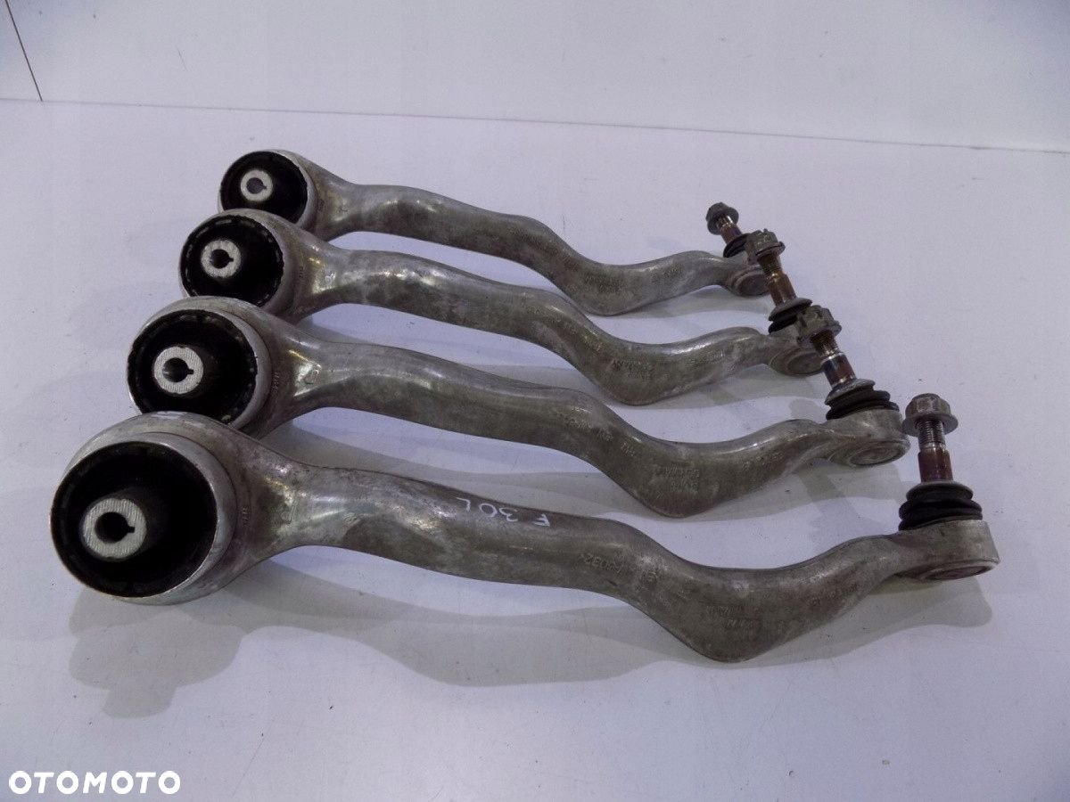 BMW 1 F20/21 BMW 3 F30/31 Wahacz Przedni L - 00021 - 9