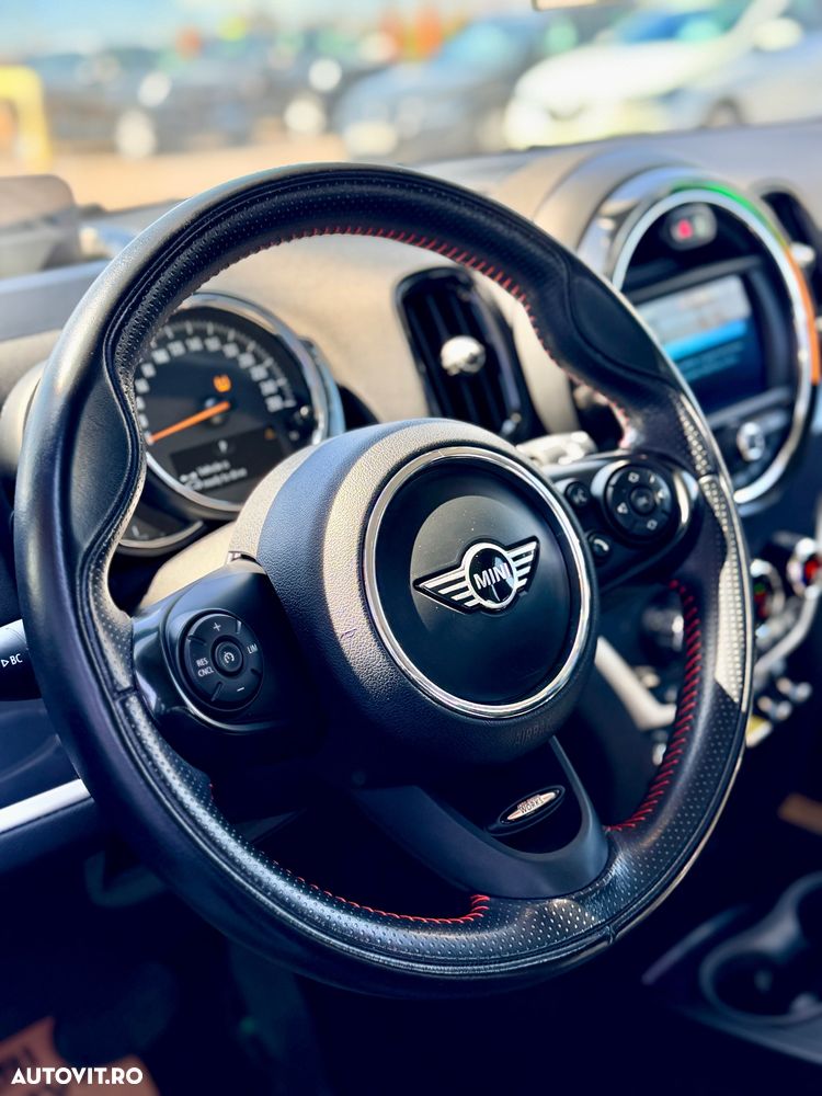 Mini Countryman Cooper S E ALL4 AT - 13