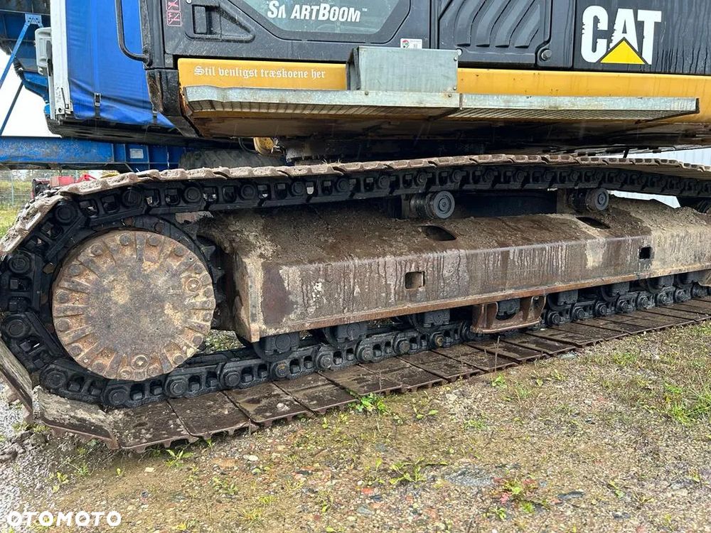 Caterpillar CAT 323D - 11